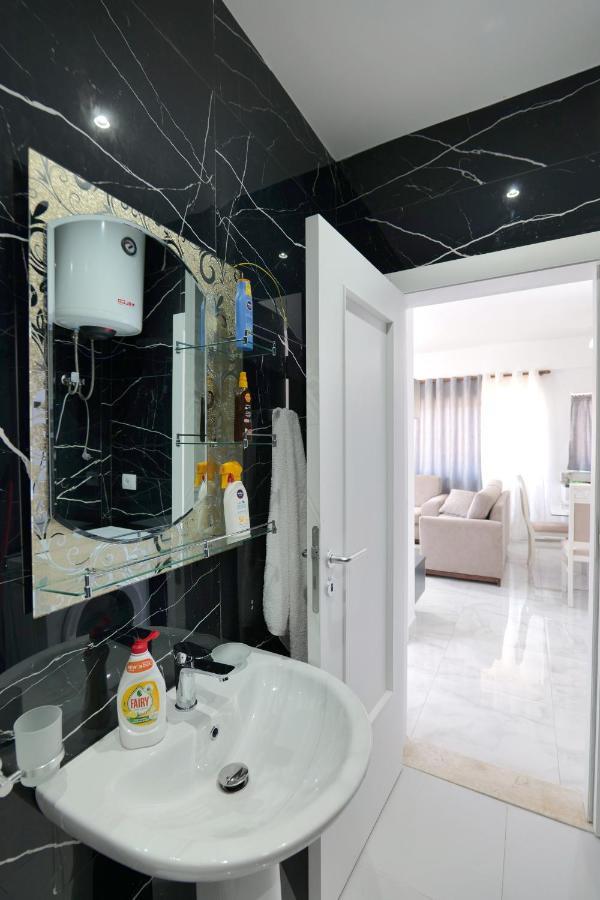 Arijons Apartments Σαράντα Εξωτερικό φωτογραφία