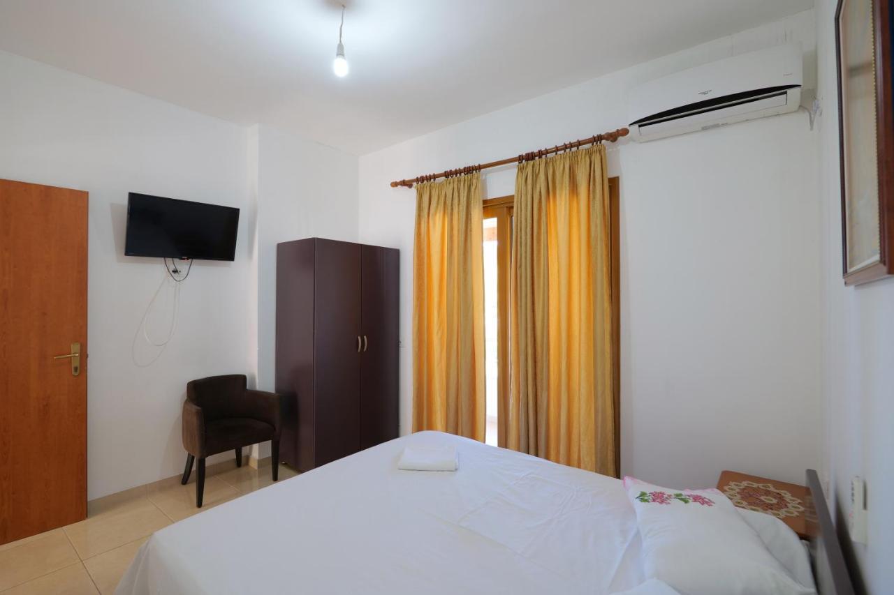 Arijons Apartments Σαράντα Εξωτερικό φωτογραφία